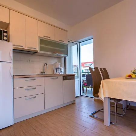 Apartmani Ivan I Ruza Lopar Exterior photo