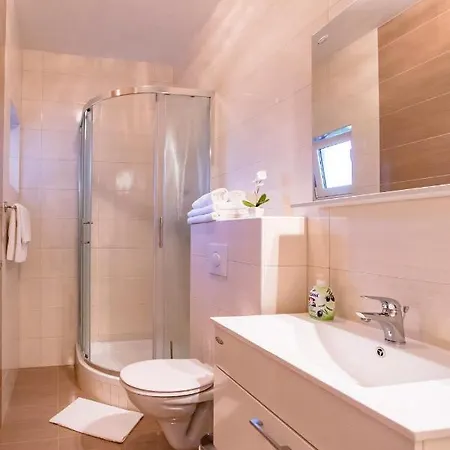 Apartmani Ivan I Ruza Lopar Exterior photo