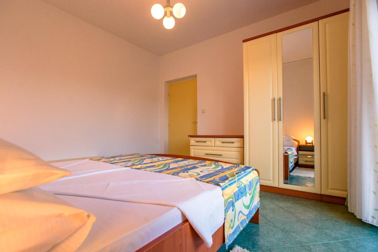 Apartment Ivan I Ruza Lopar